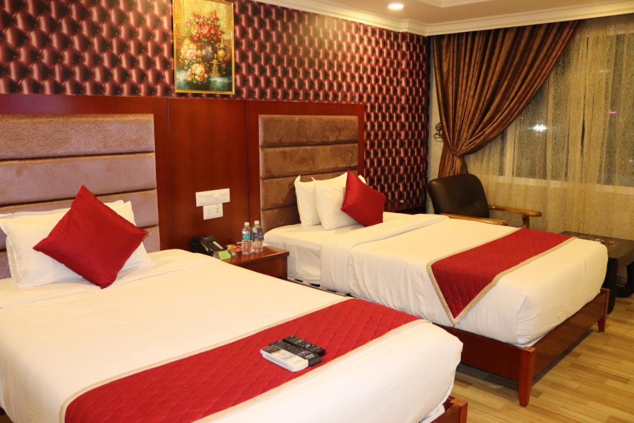 Hyders Park The Business Hotel Thanjavur Esterno foto