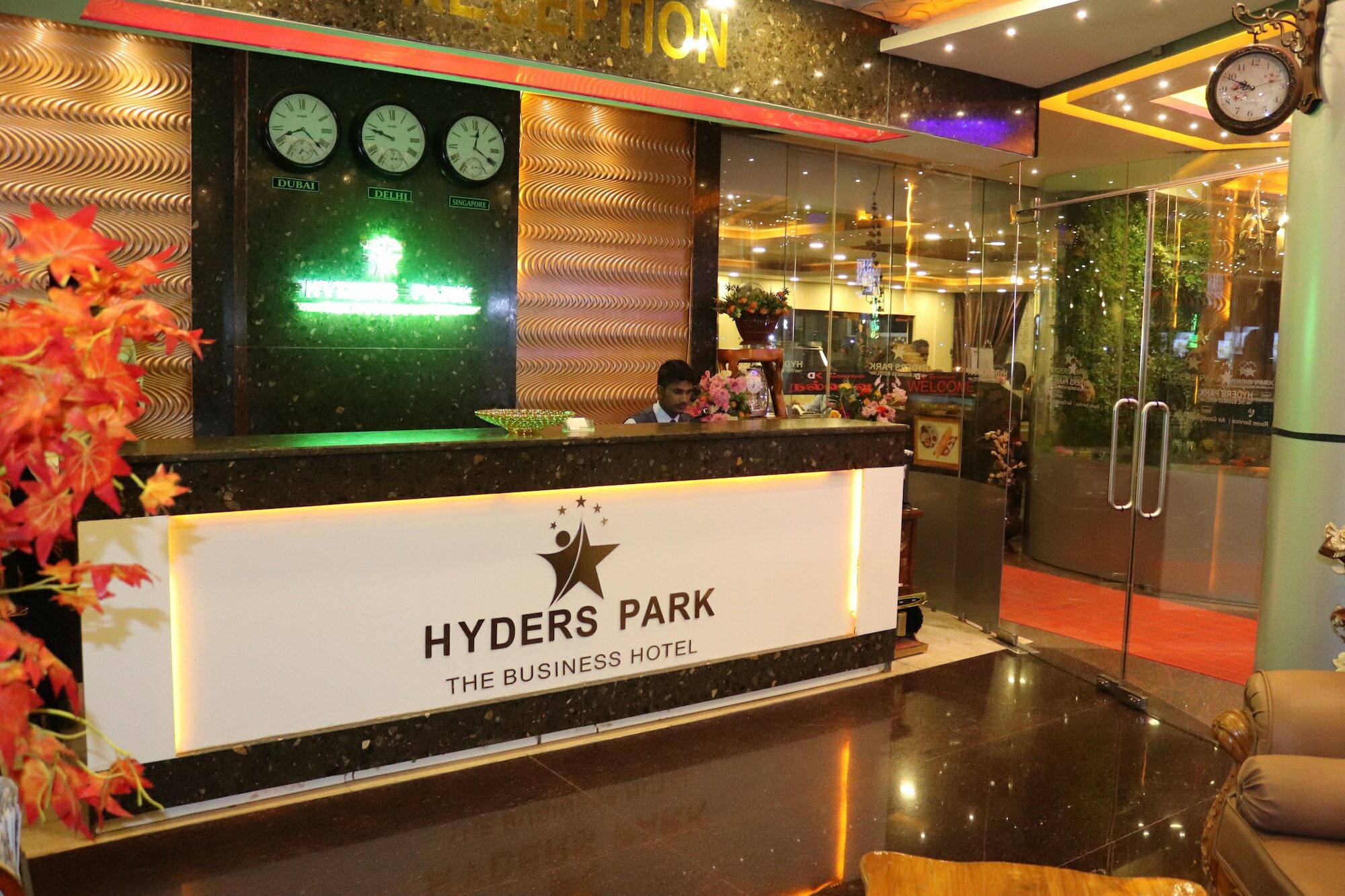 Hyders Park The Business Hotel Thanjavur Esterno foto